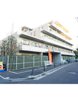 メゾン・ラフィーネ