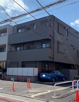 プティサリチェ