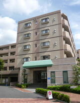 グランハイツ東新宿